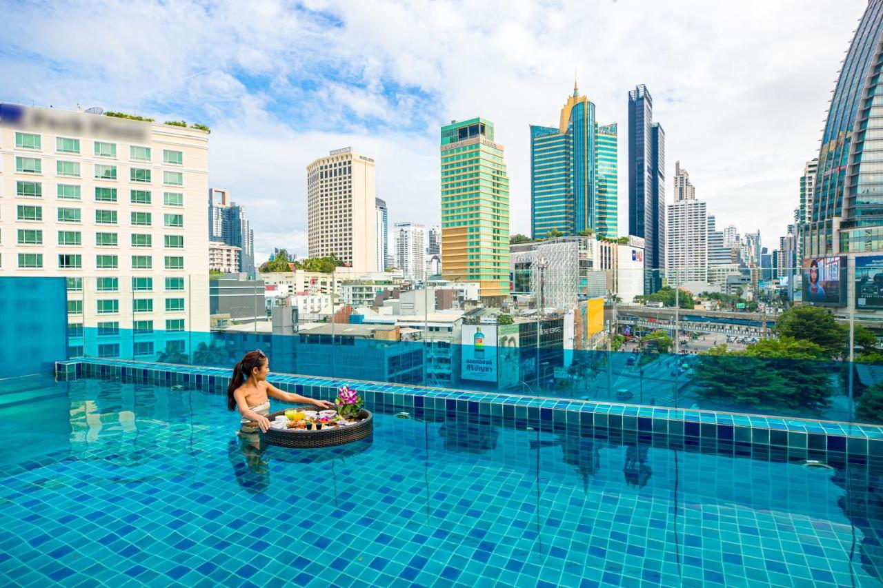 Hotel Clover Asoke - Sha Extra Plus Bangkok Bagian luar foto